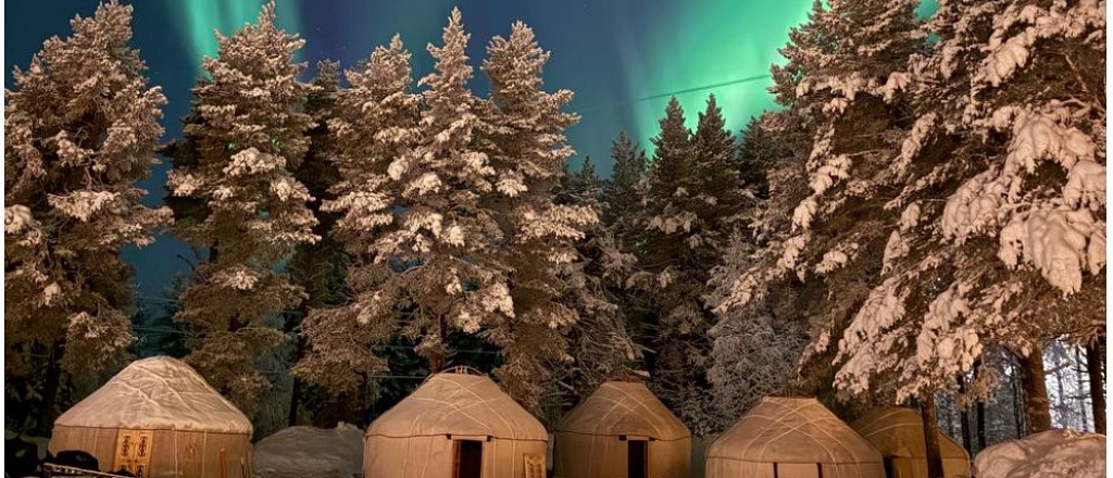 kyrgyzskiy-yurtochnyy-gorodok-otkrylsya-na-rodine-santa-klausa