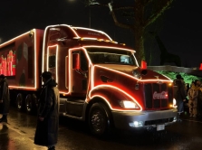 novogodniy-karavan-coca-cola-zavershil-prazdnichnoe-puteshestvie-po-uzbekistanu