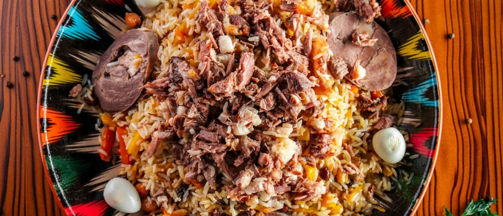 gde-poprobovat-luchshiy-plov-v-buhare-10-zavedeniy-kotorye-stoit-posetit