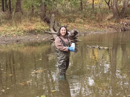 ihtiolog-kamila-adyrbekova-o-tom-kak-po-stipendii-bolashak-primenyaet-sovremennye-molekulyarno-geneticheskie-metody-dlya-monitoringa-ryb