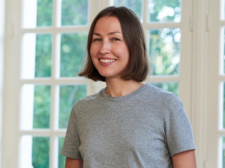 kreativnaya-industriya-radmila-marat-o-sozdanii-vitrin-dlya-brenda-herm-s