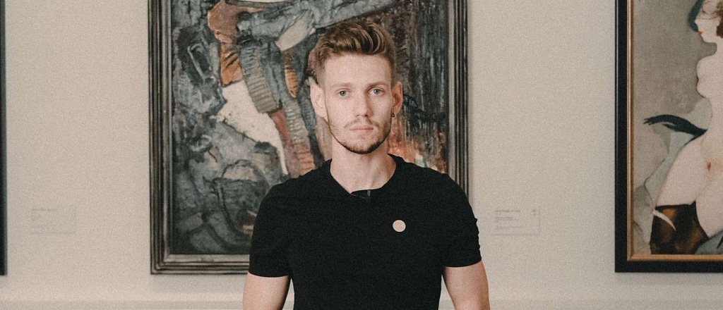 kreativnaya-industriya-v-central-noy-azii-artur-cheh-ob-iskusstve-v-ehopu-ii-i-poiske-balansa-mezhdu-trendami-i-smyslom