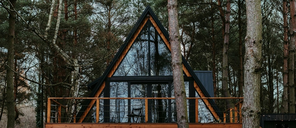 Где остановиться в Боровом и рядом: отели, домики и глэмпинги на любой вкус