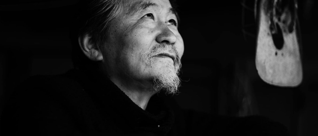 zhit-v-soglasii-s-samim-soboy-i-svoimi-cennostyami-aktan-arym-kubat-o-smysle-bytiya-i-o-kino-kak-dialoge-so-zritelem