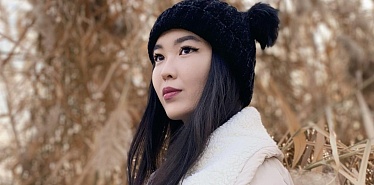 Наши в мире. Айша Хабиб о том, как выучила 8 языков и получила полный грант на учебу в Вашингтоне