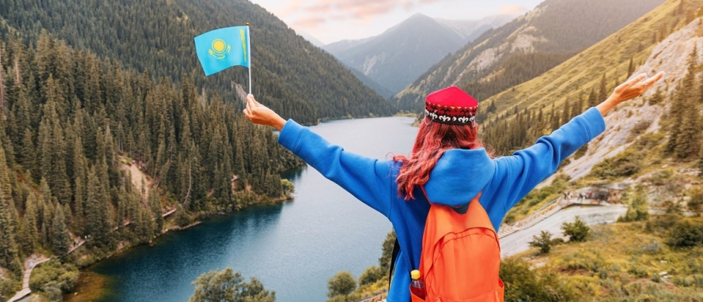 ozera-kazahstana-kotorye-stoit-uvidet-etoy-osen-yu