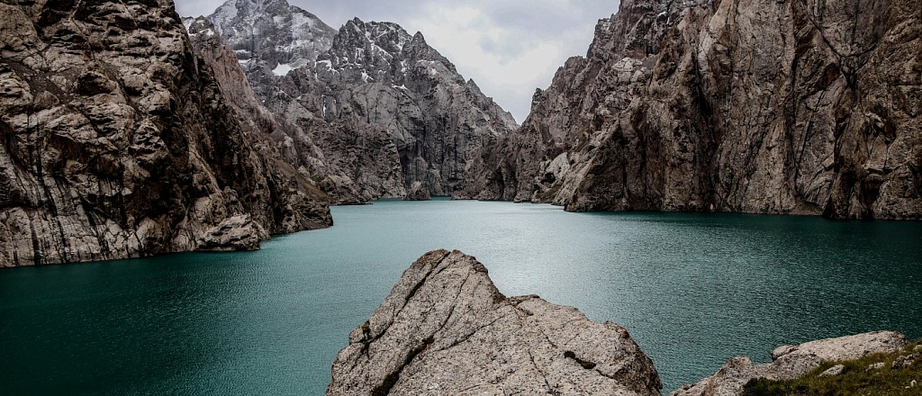 5-turfirm-v-oshe-kotorye-pomogut-organizovat-ideal-noe-puteshestvie-po-kyrgyzstanu