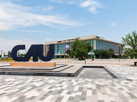central-asian-university-kak-ustroen-samyy-bystrorazvivayuschiysya-universitet-central-noy-azii