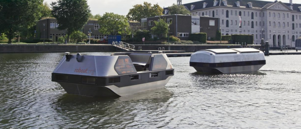 v-amsterdame-zapustili-bespilotnoe-vodnoe-taksi