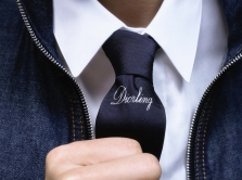 dior-vozvraschaet-svoy-zabytyy-simvol-diorling