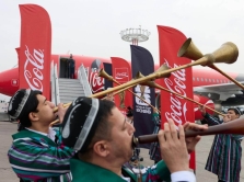 v-tashkent-pribyl-kubok-chempionata-mira-po-futbolu-fifa