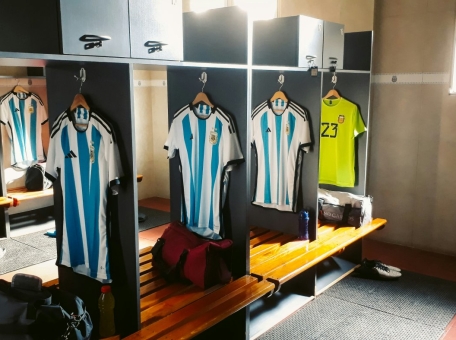 messi-vnov-priznali-luchshim-igrokom-goda-po-versii-fifa