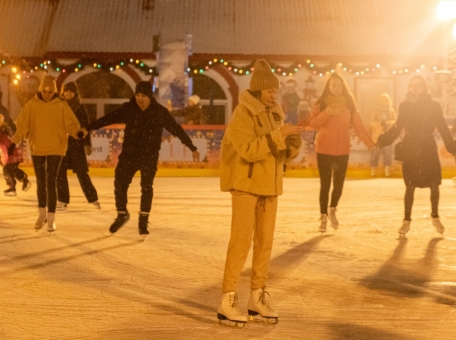 gde-katat-sya-na-kon-kah-v-astane-bishkeke-tashkente-i-dushanbe-12-luchshih-katkov-stolic