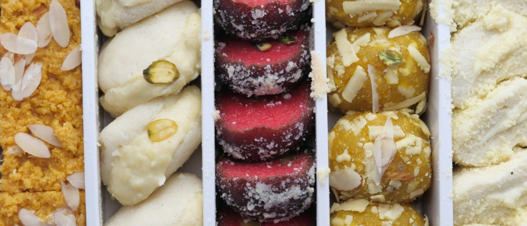 shekerbura-i-pahvala-gde-v-baku-kupit-nacional-nye-sladosti-k-novruzu