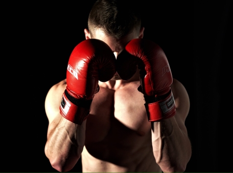 muhammad-naimov-oderzhal-pobedu-nad-avstraliycem-na-turnire-ufc