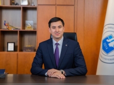 bobur-abdullaev-o-svoem-puti-v-obrazovanii-i-planah-razvitiya-universiteta-inha-v-tashkente