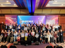 v-almaty-proshel-4-mezhdunarodnyy-hr4people-forum-award-na-kotorom-stali-izvestny-luchshie-hr-kazahstana