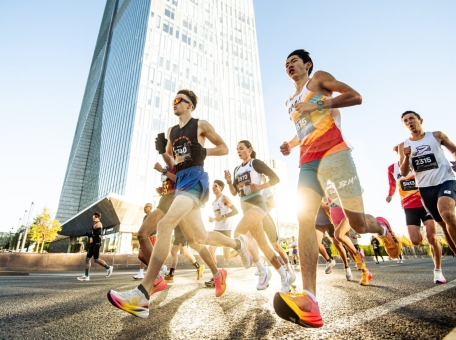 zakulis-e-almaty-marathon-kto-i-kak-provodit-krupneyshiy-zabeg-goroda