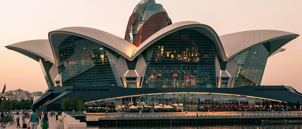 10-places-and-attractions-in-baku-that-are-worth-including-in-your-travel-itinerary