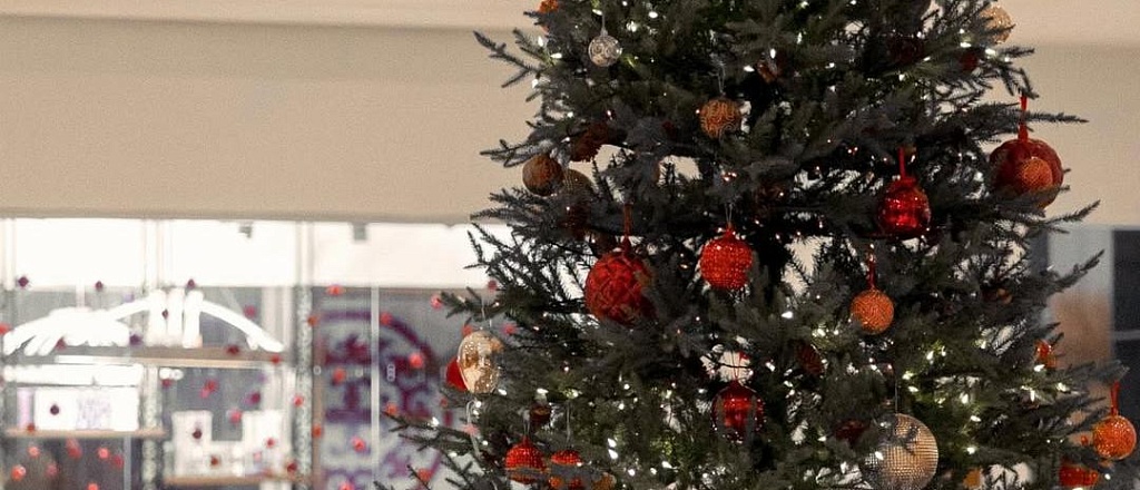 7-hotels-in-bishkek-with-atmospheric-lobbies-and-winter-terraces