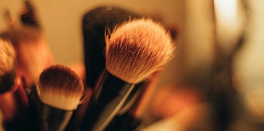 Натуральная эстетика в макияже: 8 правил трендового образа