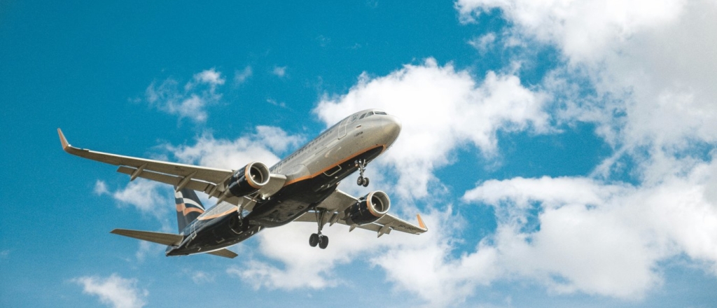 centrum-air-soedinyaet-tashkent-s-almaty-i-baku-pryamymi-reysami