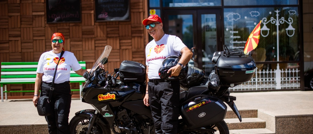 a-trip-around-the-world-by-bike-a-couple-from-macedonia-is-going-to-drive-100-000-km