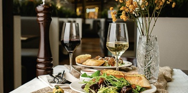 10 самых стильных заведений в Караганде, которые вам понравятся