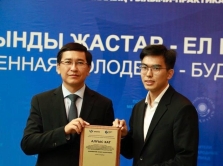 kazahstanec-askar-mazhikenov-ob-issledovaniyah-kotorye-pomogayut-v-bor-be-s-patogennymi-virusami