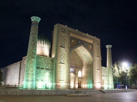 7-lokaciy-samarkanda-kotorye-vpechatlyayut-s-pervogo-vzglyada