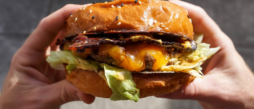 burger-king-izmenil-logotip-vpervye-za-20-let