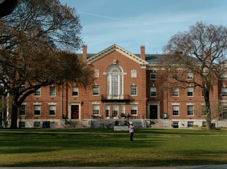 kak-postupit-v-universitety-ssha-pryamoy-efir-s-educationusa