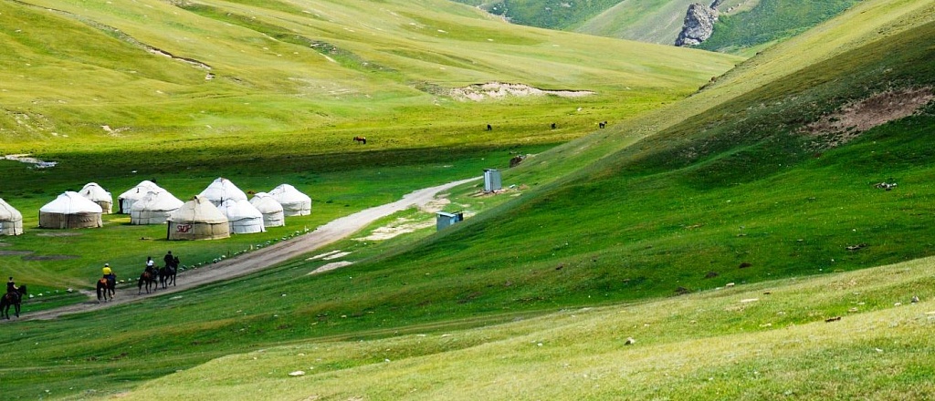discover-hidden-gems-of-kyrgyzstan-with-these-8-best-tour-companies