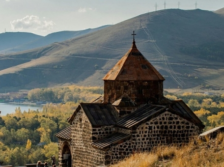 what-to-see-and-do-in-armenia-10-reasons-to-visit-the-country