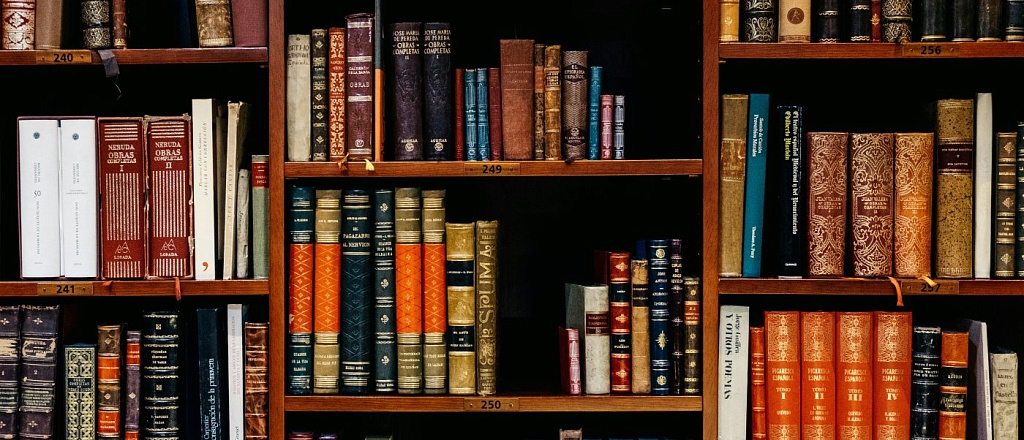 biblioteki-almaty-s-istoriey-mesta-kuda-gorozhane-hodyat-desyatiletiyami
