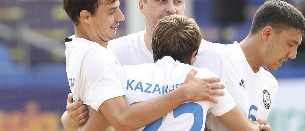 sbornaya-kazahstana-po-plyazhnomu-futbolu-oderzhala-tri-pobedy-podryad-v-evrolige
