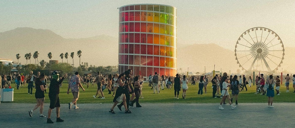 Coachella 2026: кто выступает и почему K-pop стал главным сюрпризом фестиваля