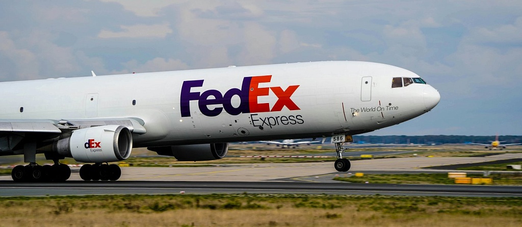 8 cargo services for parcel delivery to Azerbaijan from anywhere in the world