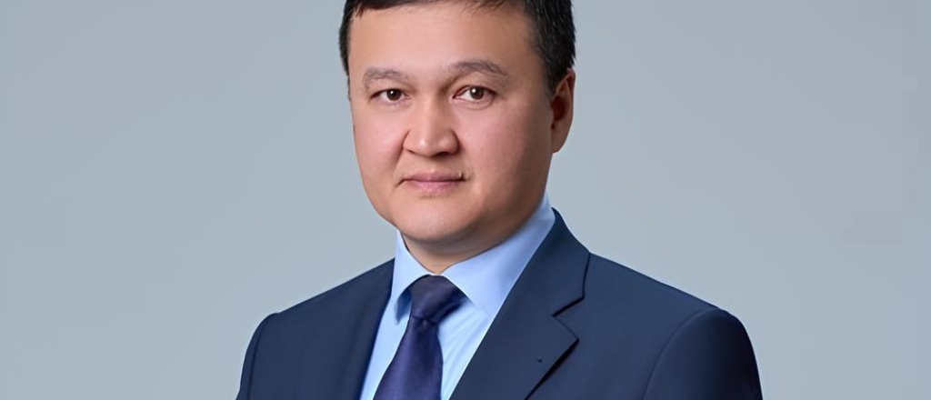 talantbek-omuraliev-o-razvitii-neo-banka-korporativnoy-kul-ture-i-roli-rukovoditelya-v-komande