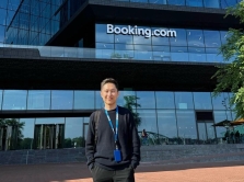 nashi-v-mire-kak-kazahstancy-stroyat-kar-eru-v-booking-com-odnoy-iz-krupneyshih-it-kompaniy-evropy