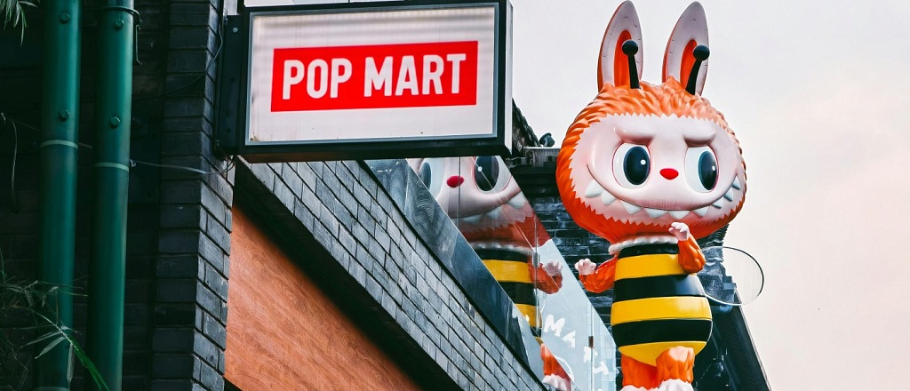 osnovatel-pop-mart-voshel-v-desyatku-bogateyshih-kitaycev-blagodarya-labubu