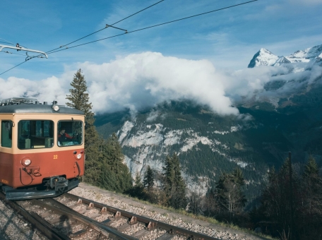 turisticheskiy-poezd-jibek-joly-soedinit-kazahstan-uzbekistan-i-tadzhikistan