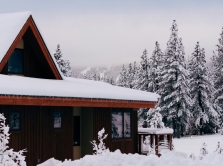 kuda-ehat-za-chistym-vozduhom-v-oshe-zony-otdyha-glempingi-i-oteli