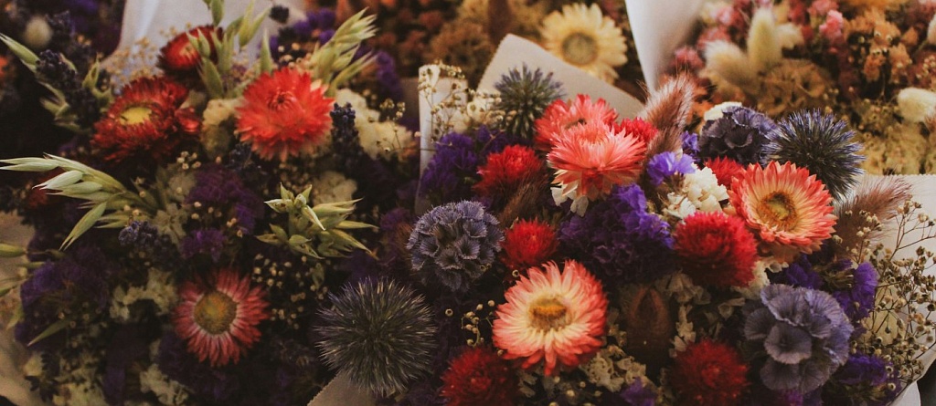 Где найти идеальный букет в Костанае: 10 лучших цветочных магазинов