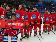 molodezhnaya-sbornaya-kyrgyzstana-po-hokkeyu-stala-chempionom-mira