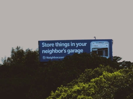 lamoda-zapuskaet-bannernuyu-reklamu-v-formate-self-service