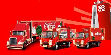 Coca-Cola запускает обновленный новогодний Караван с цифровым Сантой и праздничными активациями