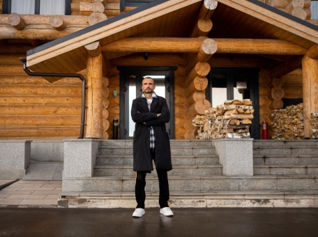 kak-aleksandr-orlov-sozdaet-v-almaty-gastrobanyu-ognivo-gde-kazhdyy-nahodit-teplo-vkus-i-sebya