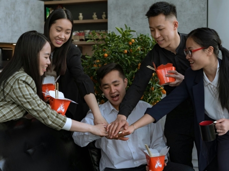 kuda-poyti-s-kollegami-posle-raboty-v-bishkeke-10-otlichnyh-zavedeniy