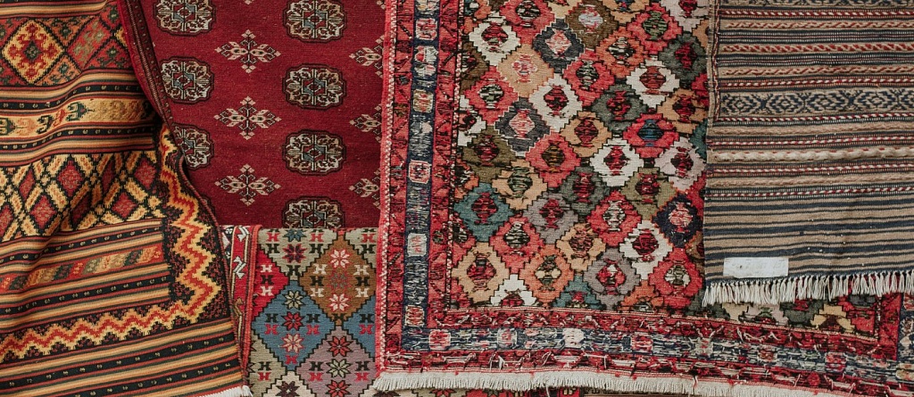 Туркменский ковер: почему ручная работа из Ашхабада стоит дороже персидского